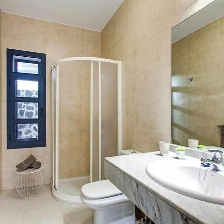 Homu Bianca Fantastica Con Piscina Privada Villa Playa Blanca