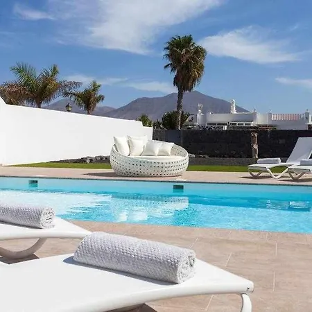 Homu Bianca Fantastica Con Piscina Privada Willa